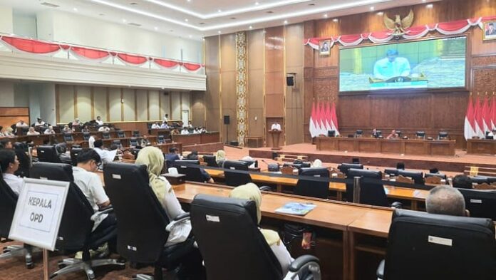 Bupati Bojonegoro Tingkatkan Target PAD