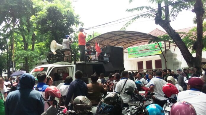 Buruh PKPU PT Pakerin