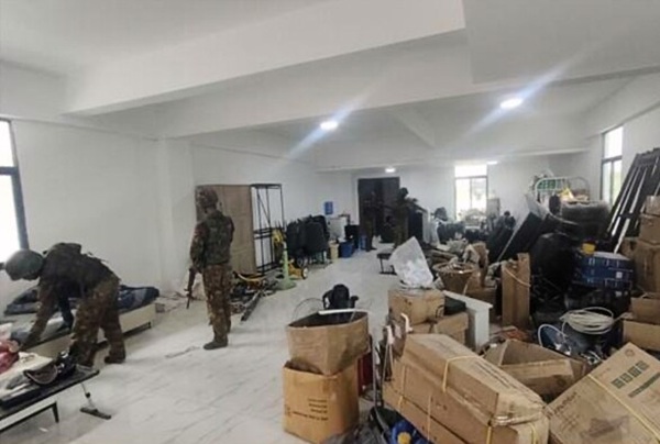 Markas Penipuan Online di Gerebek