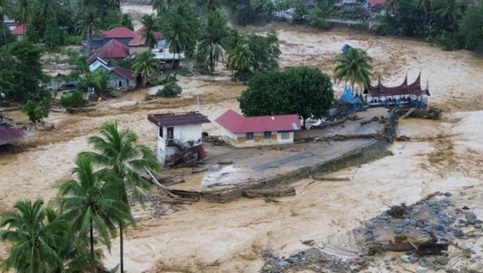 banjir aceh sumut sumbar