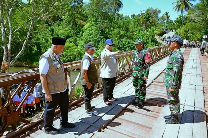 Prabowo Jembatan Bailey Padang Mantuang