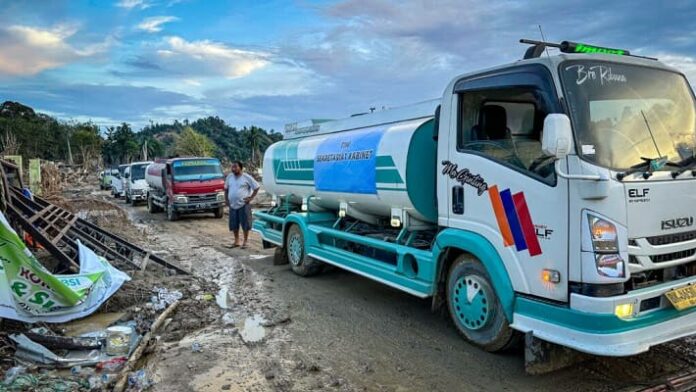 Truk Tangki Air Bersih ke Aceh Tamiang