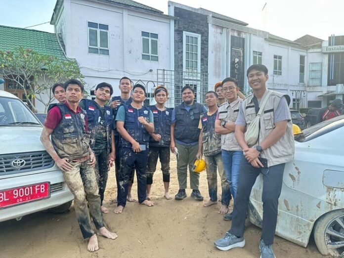 RSUD Dr. Soetomo Tim Medis Aceh Tamiang