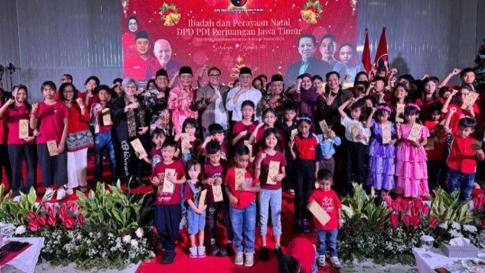 DPD PDIP Jatim Natal Bersama