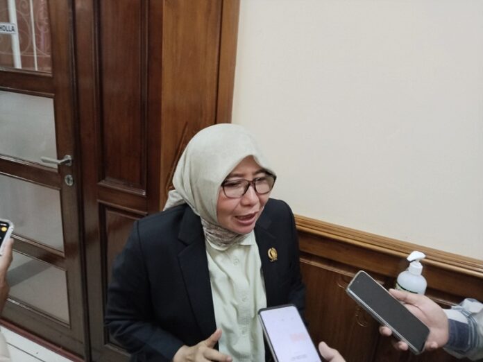 DPRD Jatim Pupuk Kimia