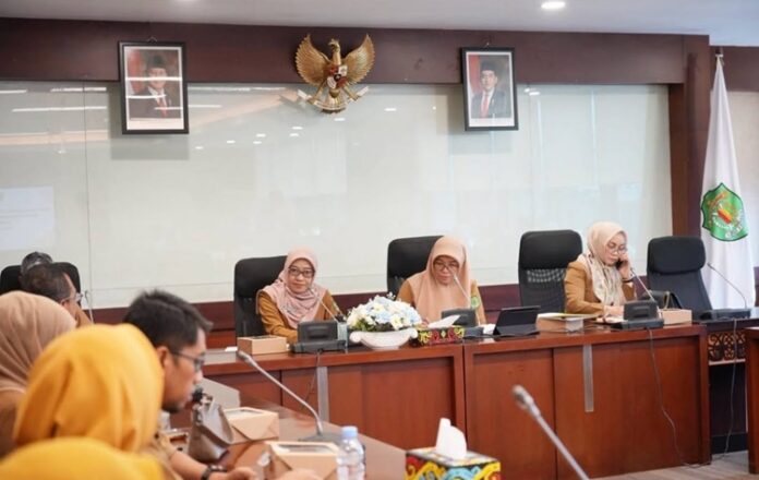 Upacara HUT ke-69 Kaltim