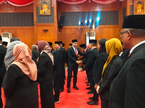 Walikota Surabaya Rotasi Pejabat dan Bentuk Satgas Anti-Preman