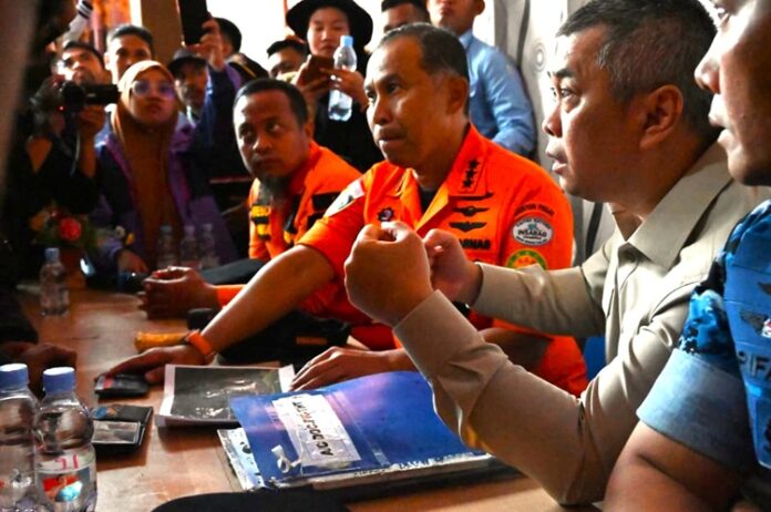 Menhub Pesawat ATR 42-500