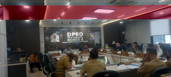 Parkir KBS DPRD Surabaya