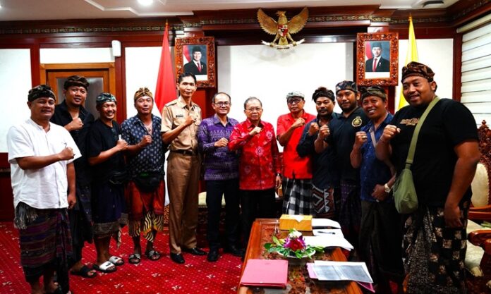 Sopir Transportasi Konvensional Bali