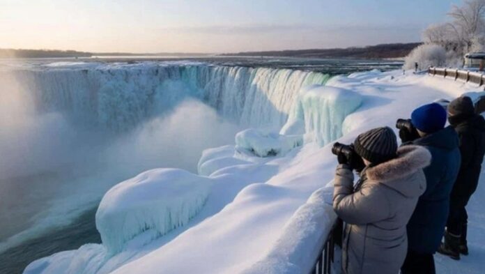 Air Terjun Niagara Membeku