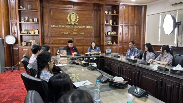 SMA Kristen Petra 1 Surabaya