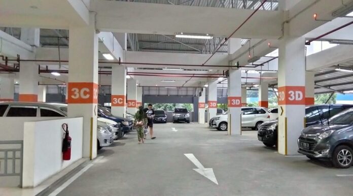Pemkot Surabaya Sediakan Park and Ride