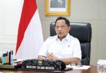 Dorong Efisiensi Anggaran, Mendagri Tito Minta Pemda Kurangi Perjalanan Dinas Mendagri Tito Minta Pemerintah Daerah Kurangi Perjalanan Dinas