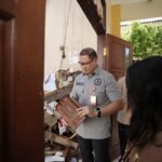 Aries Tinjau Sekolah Ambruk