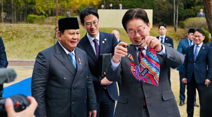 Diplomasi Anabul Prabowo Lee