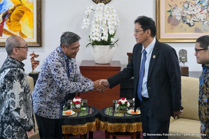 Menkeu Industri Otomotif