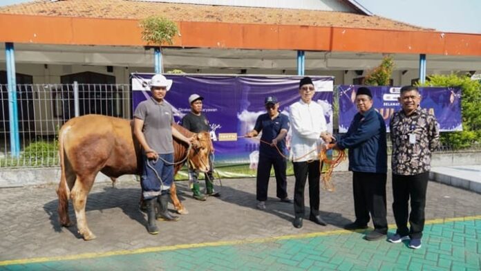 PT PAL Perkuat Kepedulian Sosial di Surabaya dan Lamongan