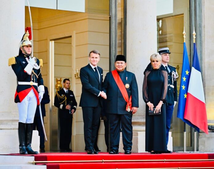 Prabowo santap Malam Paris