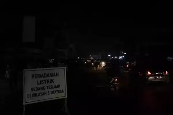 Dirut PLN Minta Maaf atas Insiden Pemadaman Listrik Massal