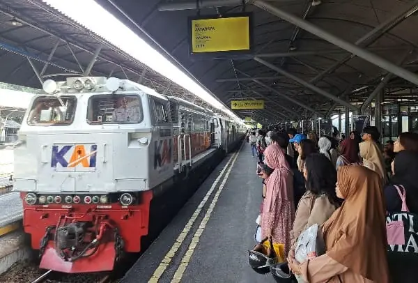 PT KAI Catat Lonjakan Penumpang