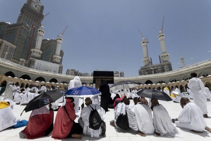 cuaca panas makkah