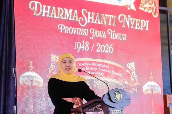 Gubernur Khofifah di Dharma Shanti Nyepi