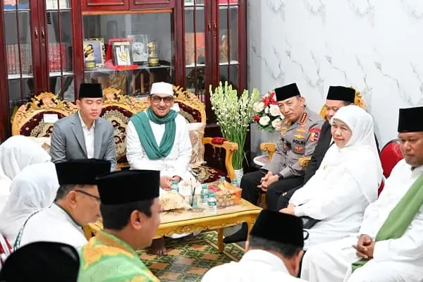 Gubernur Khofifah Dampingi Wapres Gibran dan Kapolri