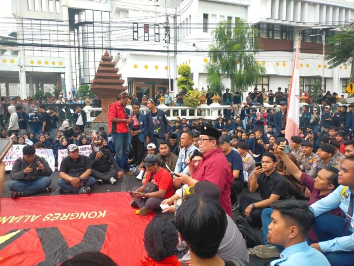 Buruh DPRD