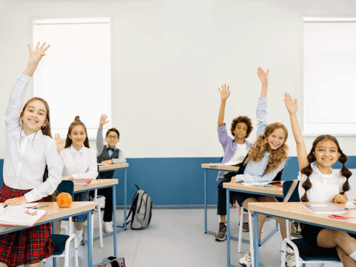 Sekolah Mendidik Siswa Unik