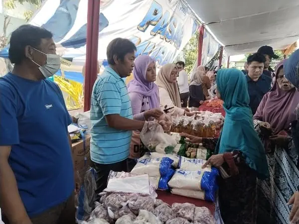 Pemprov Jatim Gelar Pasar Murah ke-73