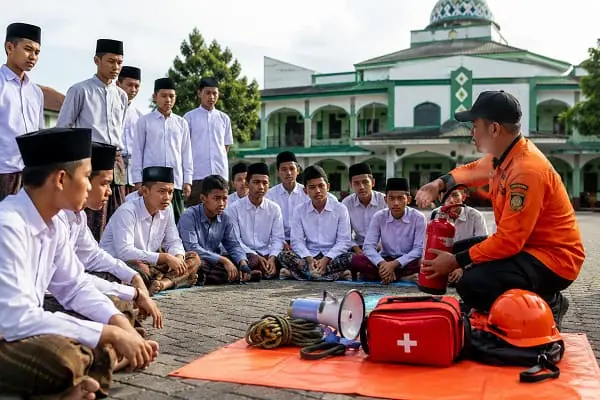 Ribuan Ponpes di Jatim Jadi Sasaran Edukasi