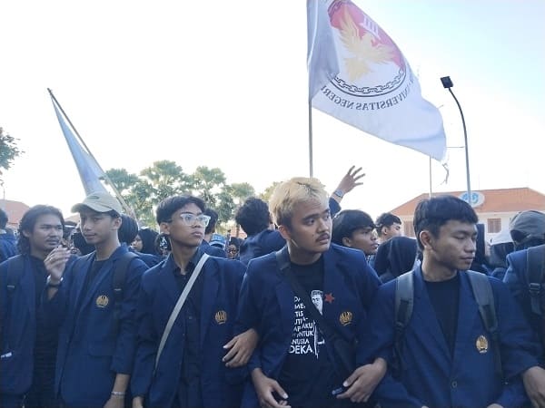 Mahasiswa Minta Uang Rakyat Kembali untuk Rakyat