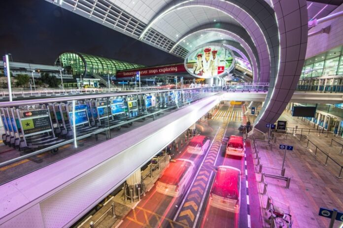 Bandara Dubai Ditutup