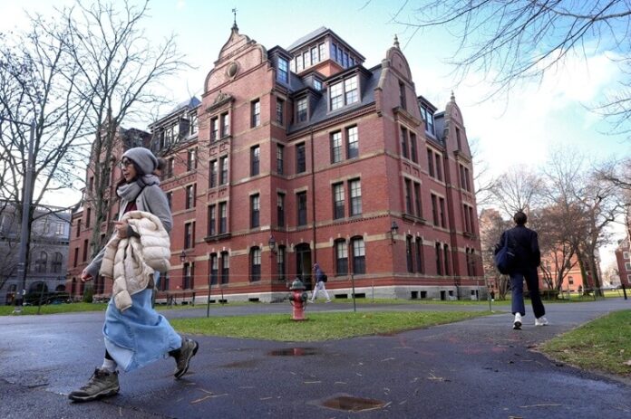 Harvard Peneliti Sains Seni