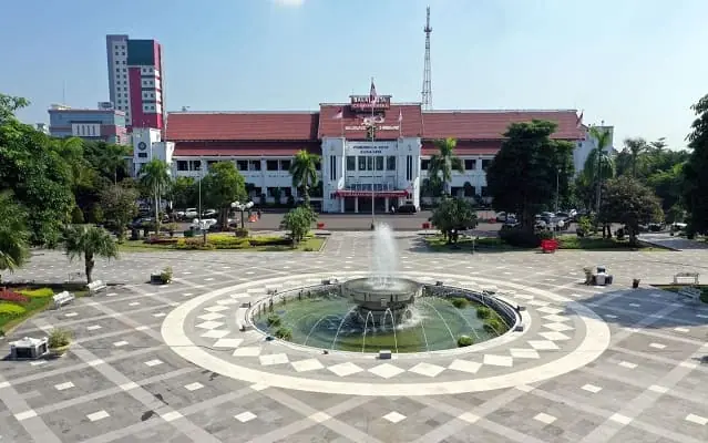 Pemkot Surabaya Siapkan Pencairan Gaji ke-13 ASN