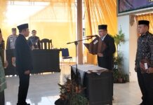 Disaksikan Kepala DPMD, Camat Semboro Resmi Lantik Pj Kades Sidomekar Camat Semboro
