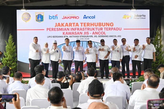 Menhub Stasiun JIS